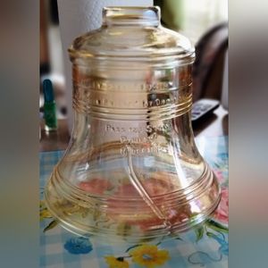 VINTAGE 1976 BICENTENNIAL BARTLETT-COLLINS GLASS LIBERTY BELL COOKIE Jar.